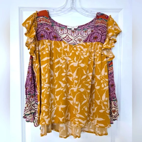 Easel Yellow and Purple Floral Flutter Sleeve Blouse Size Small - Picture 1 of 4